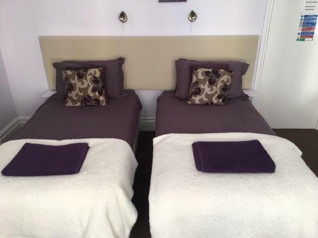Brierley Guesthouse Weymouth Bagian luar foto