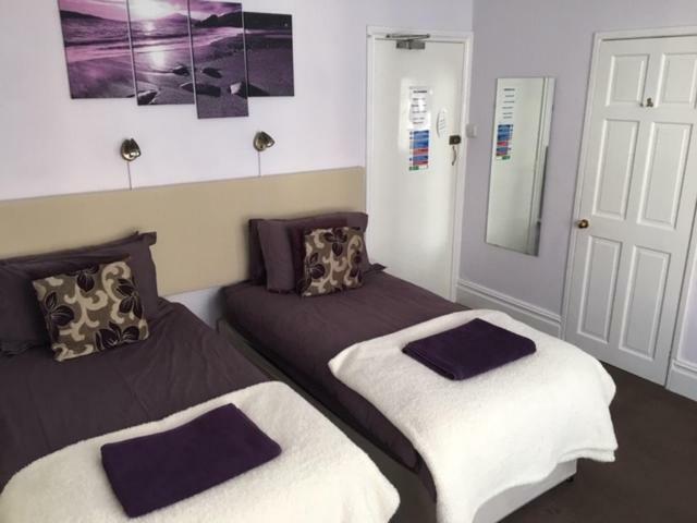 Brierley Guesthouse Weymouth Bagian luar foto